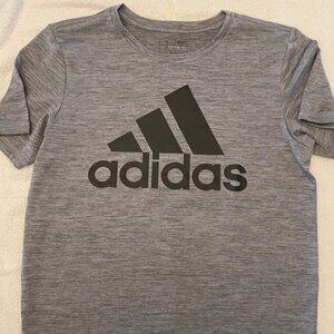 Adidas Boys Front Logo Graphic Aeroready Performance T-Shirts Large 14-16